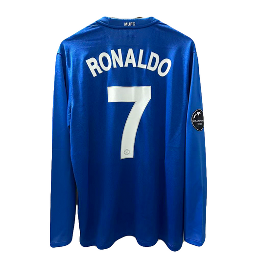 Manchester United Retro Shirt 2008 – Cristiano Ronaldo (Long Sleeve Blue)