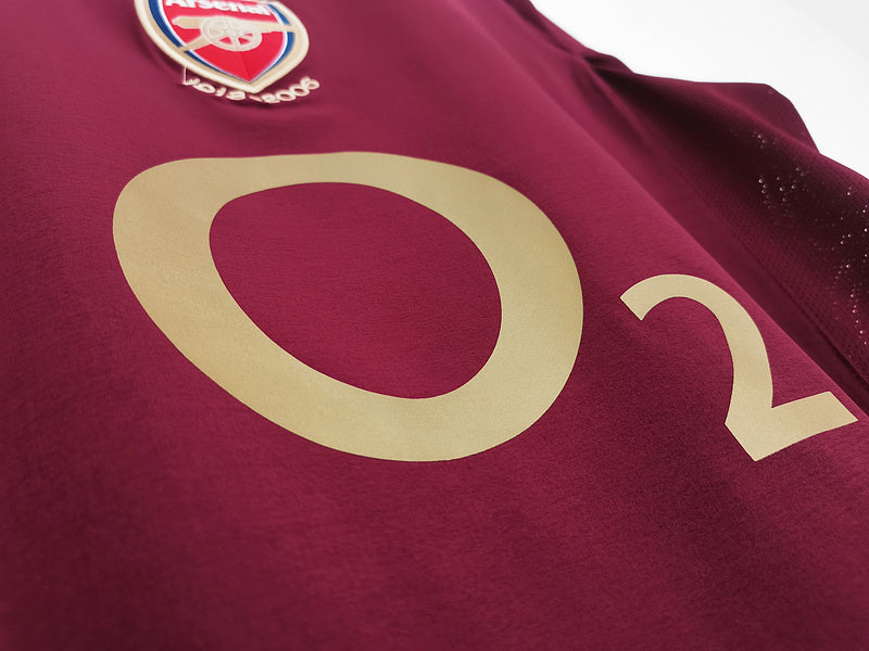 Arsenal Retro Home Shirt 05/06 - Vintage Red & Gold