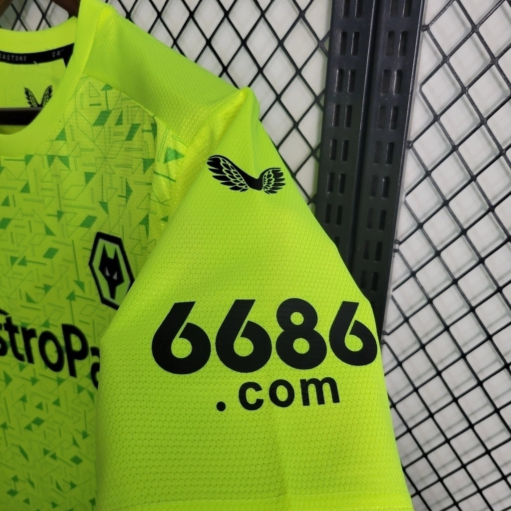 Wolverhampton Wanderers Men's Third Kit 23/24 - Yellow