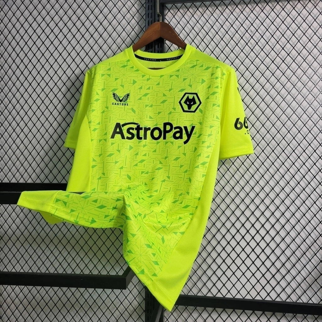 Wolverhampton Wanderers Men's Third Kit 23/24 - Yellow