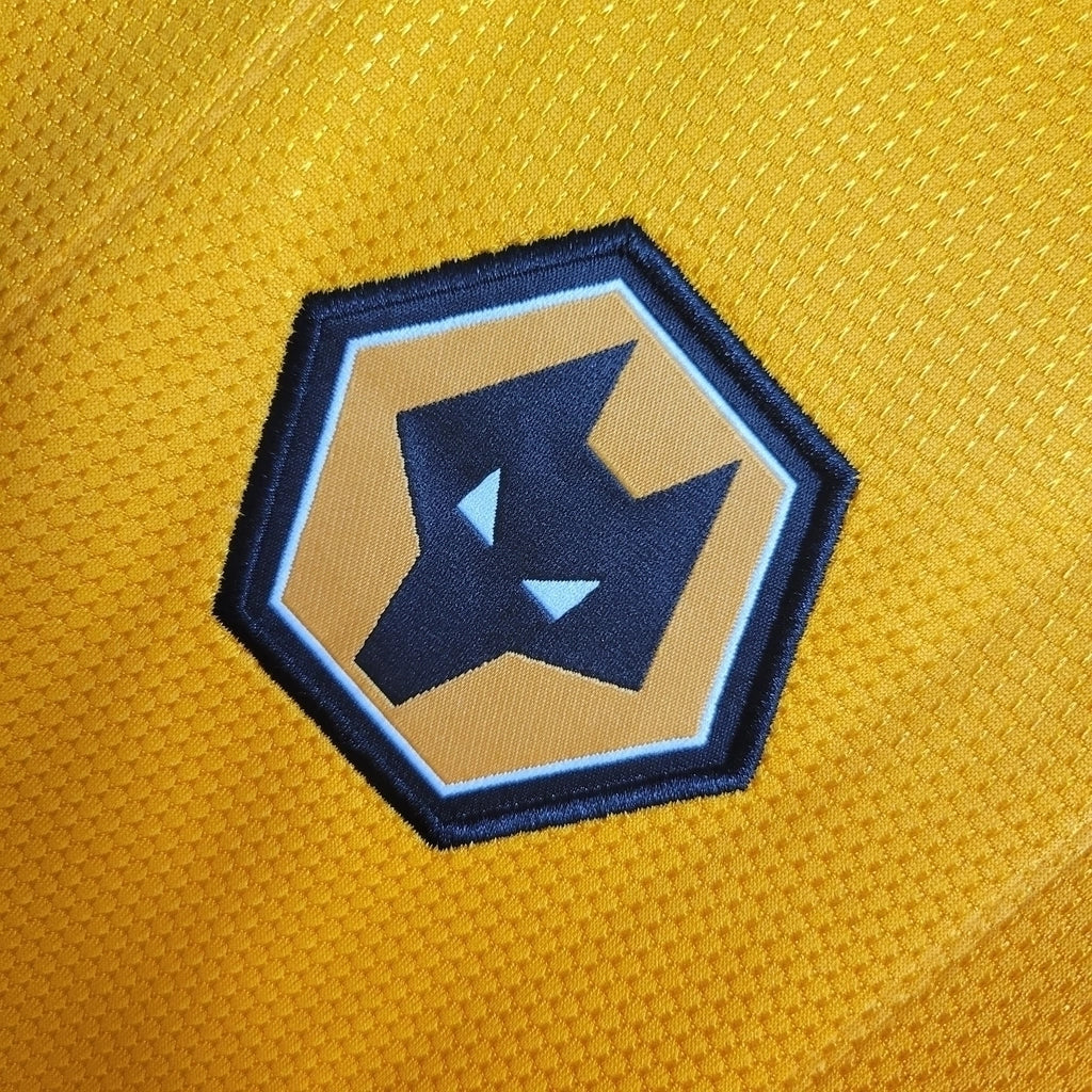 Wolverhampton Wanderers Men's Home Kit 23/24 - Old Gold