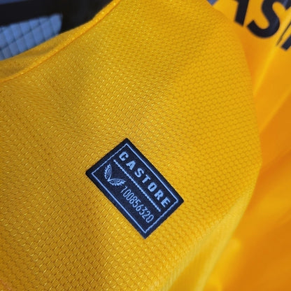 Wolverhampton Wanderers Men's Home Kit 23/24 - Old Gold